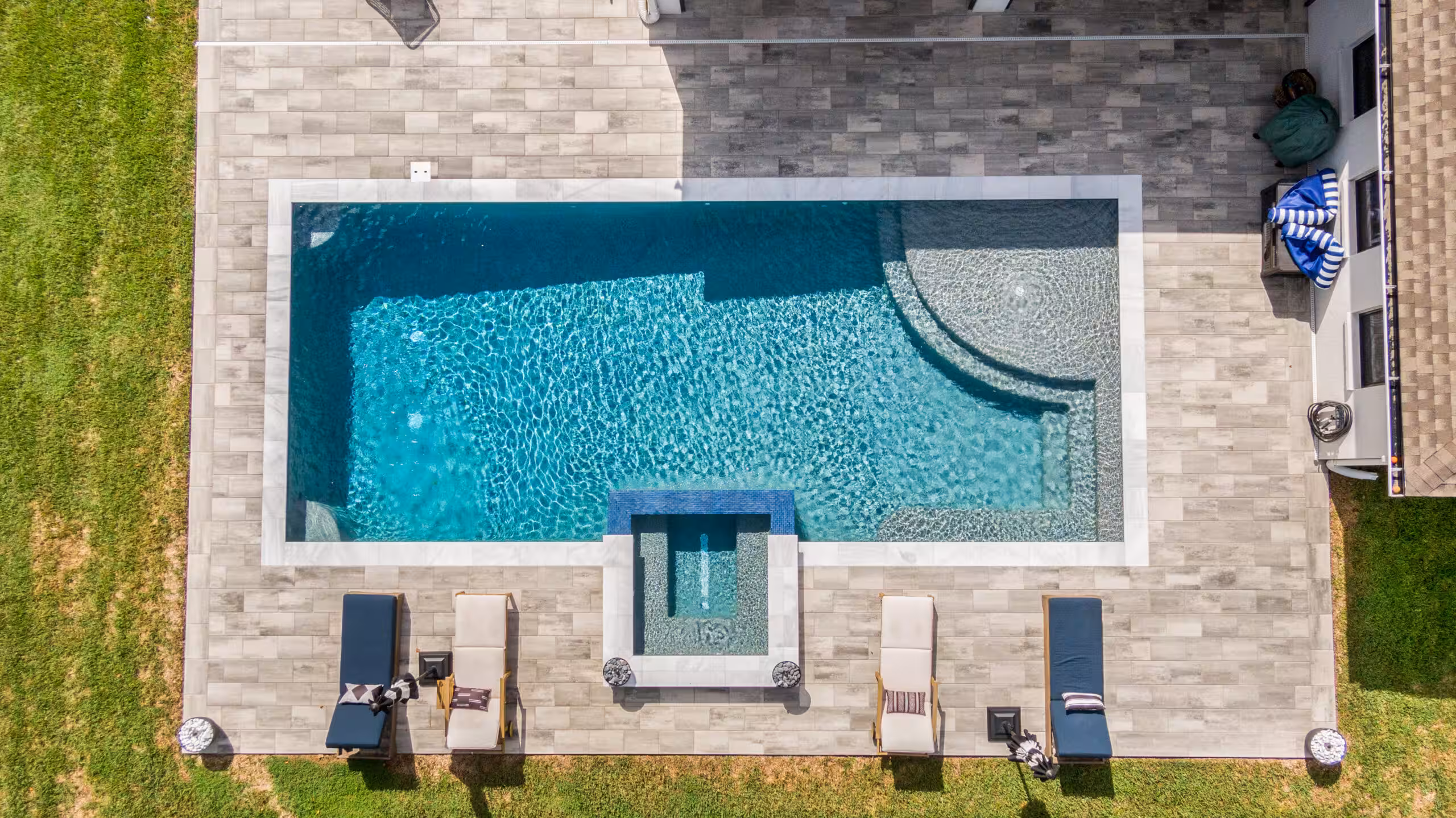 Pool layout & Design
